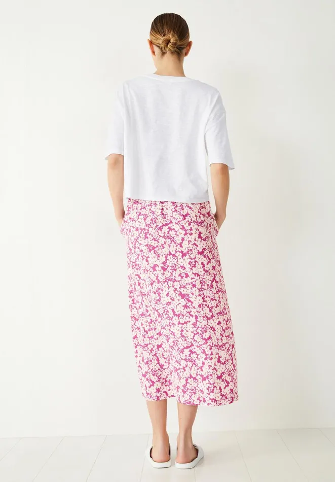 Hush Skirts Women Gigi Belted Midi Skirt Meadow Ditsy Purple Hush Skirts Women Gigi Belted Midi Skirt Meadow Ditsy Purple