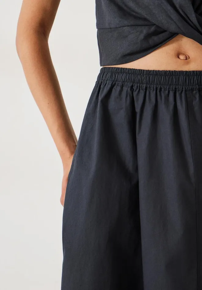 Hush Skirts Women Ishani Maxi Poplin Skirt Black Hush Skirts Women Ishani Maxi Poplin Skirt Black