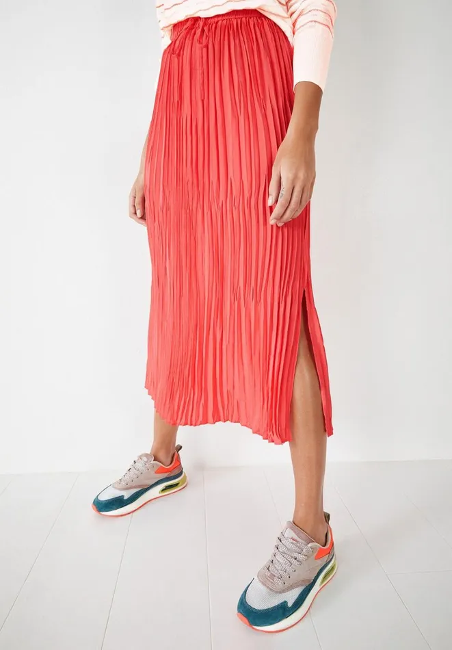 Hush Skirts Women Rose Crinkle Pleated Skirt Coral Pink Hush Skirts Women Rose Crinkle Pleated Skirt Coral Pink