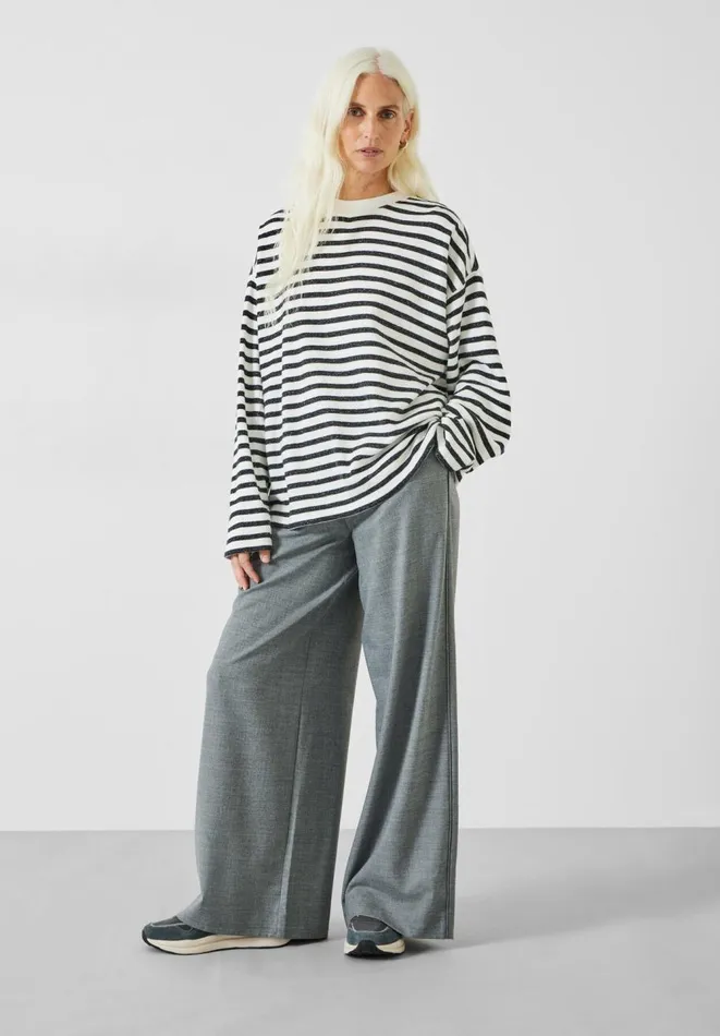 Hush Tops and Tshirts Women Aluna Brushed Striped Oversized Top Blackwhite Hush Tops and Tshirts Women Aluna Brushed Striped Oversized Top Blackwhite