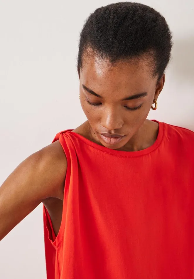 Hush Tops and Tshirts Women Jenna Knot Detail TShirt Red Hush Tops and Tshirts Women Jenna Knot Detail TShirt Red