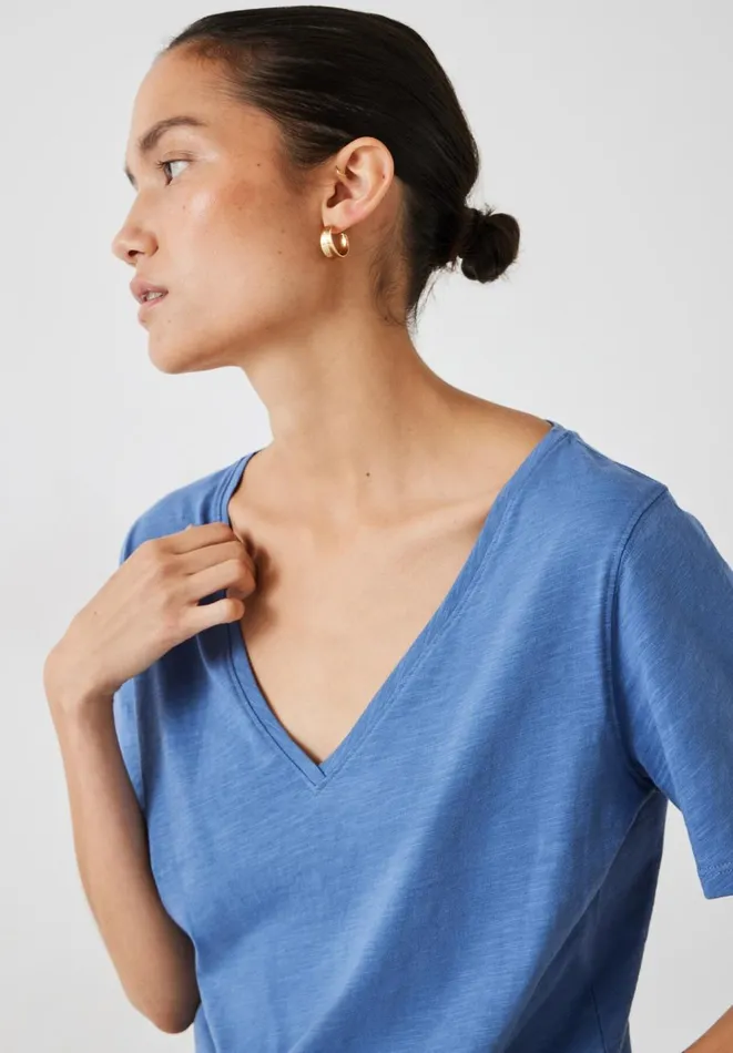 Hush Tops and Tshirts Women Kali Cotton Slub VNeck TShirt Denim Blue Hush Tops and Tshirts Women Kali Cotton Slub VNeck TShirt Denim Blue