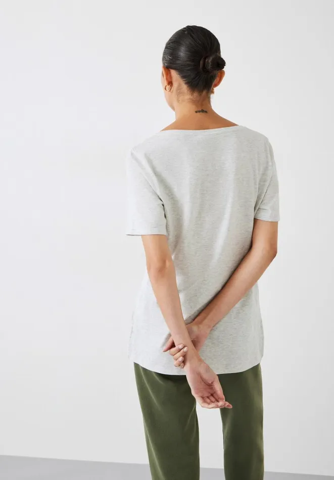 Hush Tops and Tshirts Women Kali Cotton Slub VNeck TShirt Lightest Grey Marl Hush Tops and Tshirts Women Kali Cotton Slub VNeck TShirt Lightest Grey Marl