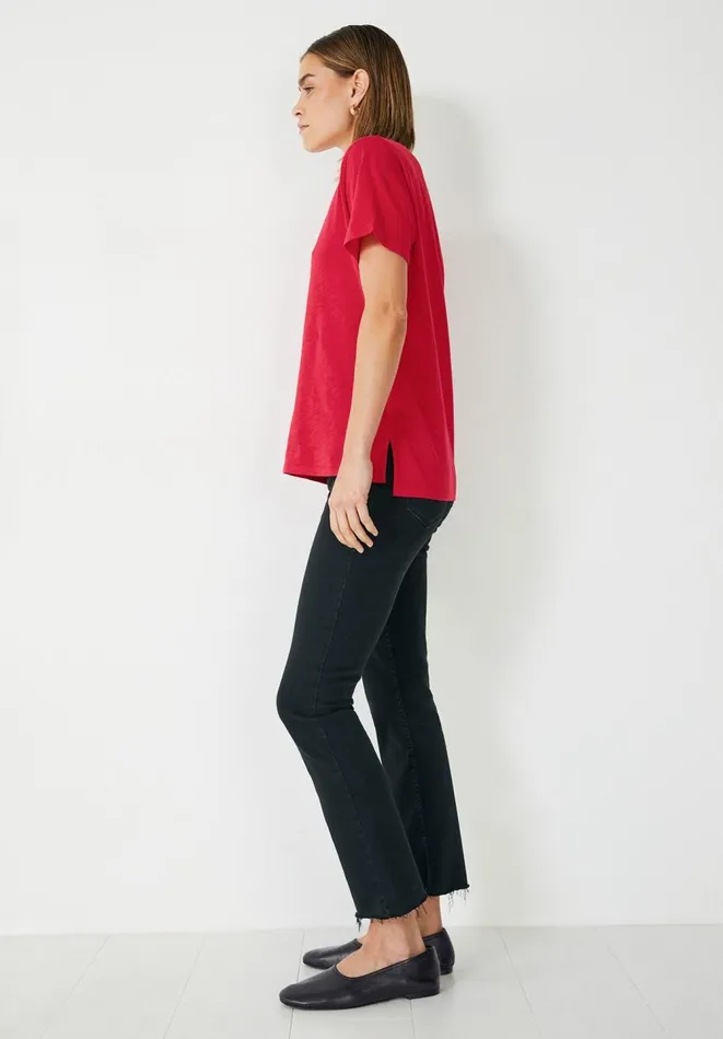 Hush Tops and Tshirts Women Kali Cotton Slub VNeck TShirt Vibrant Red Hush Tops and Tshirts Women Kali Cotton Slub VNeck TShirt Vibrant Red