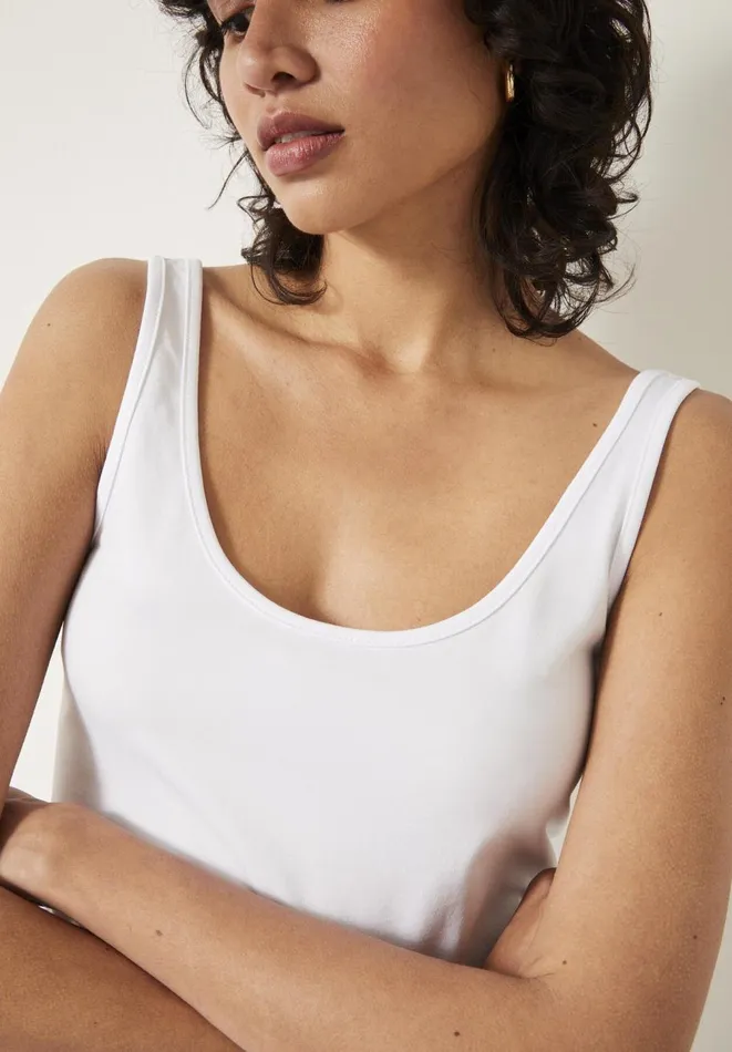 Hush Tops and Tshirts Women Marcy Long Line Tank White Hush Tops and Tshirts Women Marcy Long Line Tank White