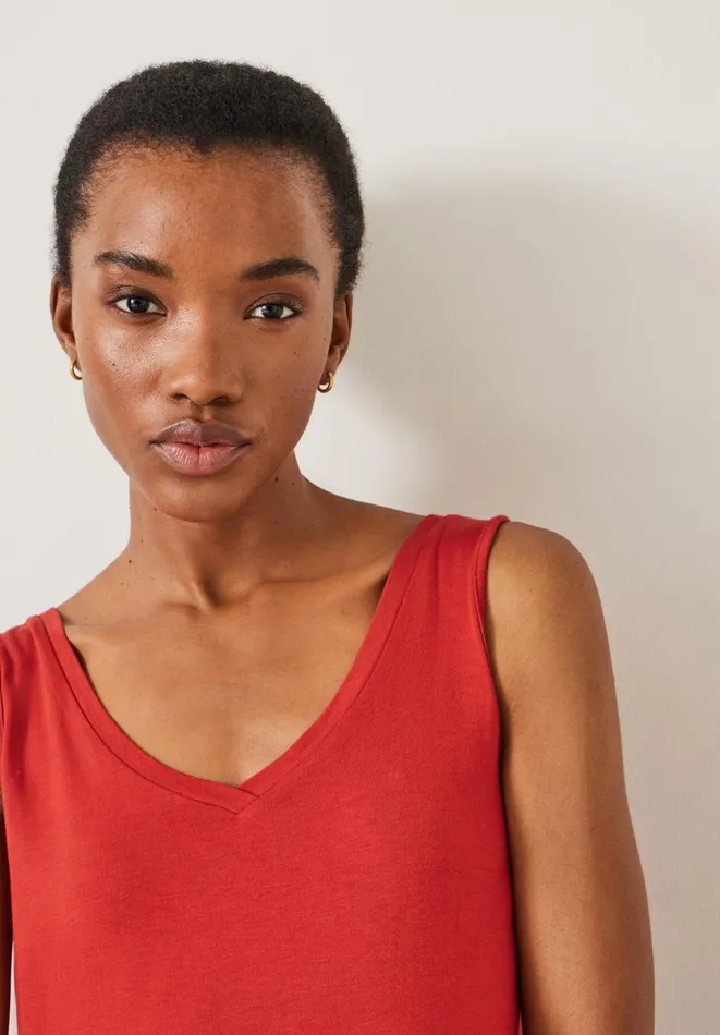 Hush Tops and Tshirts Women Sally VNeck Jersey Vest Top Deep Red Hush Tops and Tshirts Women Sally VNeck Jersey Vest Top Deep Red