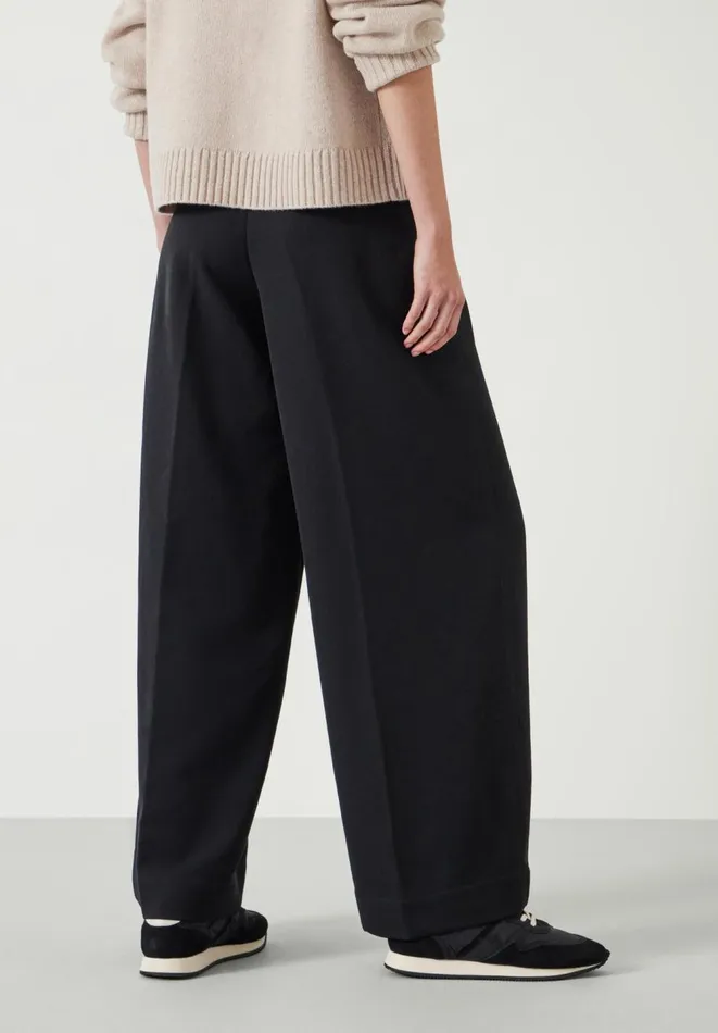 Hush Trousers Women Petunia Pintuck Wide Leg Trousers Black Hush Trousers Women Petunia Pintuck Wide Leg Trousers Black