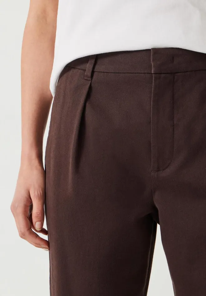 Hush Trousers Women Ruby Cotton Pleat Trousers Chocolate Hush Trousers Women Ruby Cotton Pleat Trousers Chocolate