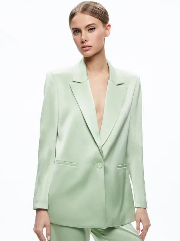 Matching Sets Women Alice Olivia DENNY NOTCH COLLAR BOYFRIEND BLAZER DEANNA HIGH WAISTED BOOTCUT PANT Matching Sets Women Alice Olivia DENNY NOTCH COLLAR BOYFRIEND BLAZER DEANNA HIGH WAISTED BOOTCUT PANT