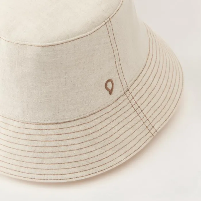 MenHats Bucket Helen Kaminski Sainz Natural