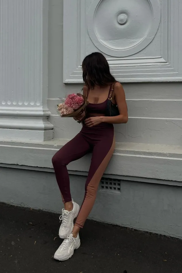 Meshki Activewear Bottoms Women Libby Two Tone Panel Leggings 8211 MahoganyTan Mahoganytan Meshki Activewear Bottoms Women Libby Two Tone Panel Leggings 8211 MahoganyTan Mahoganytan