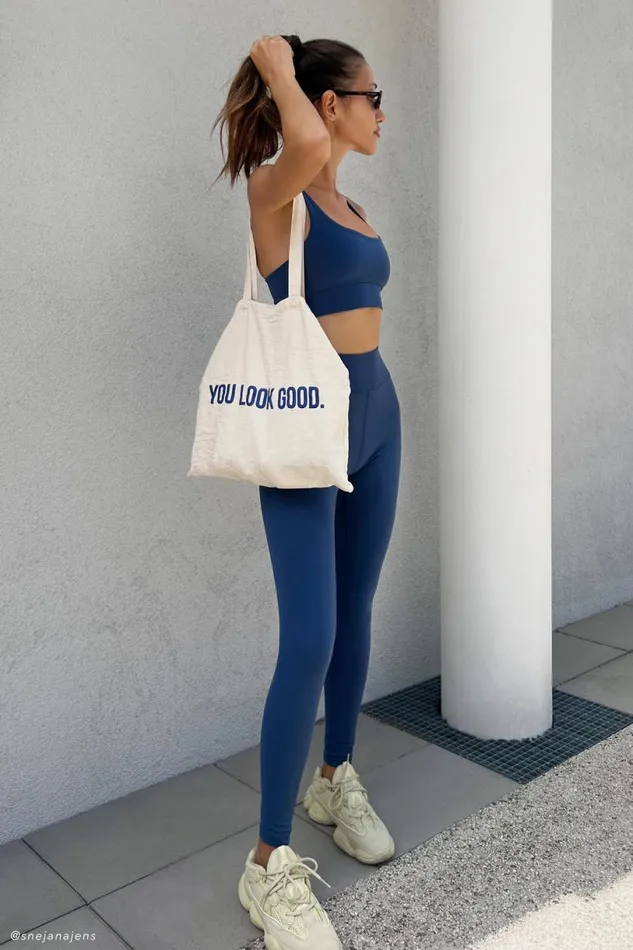 Meshki Activewear Bottoms Women Venus V Back Leggings 8211 Navy Navy