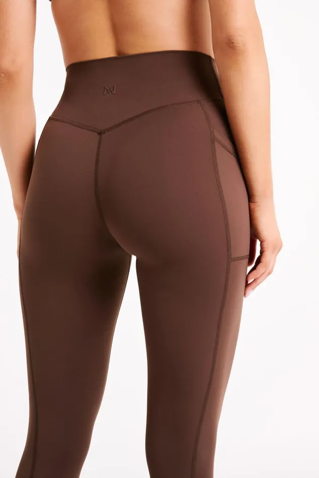 Meshki Activewear Women Briar V Back Leggings With Pockets 8211 Dark Chocolate Darkchocolate