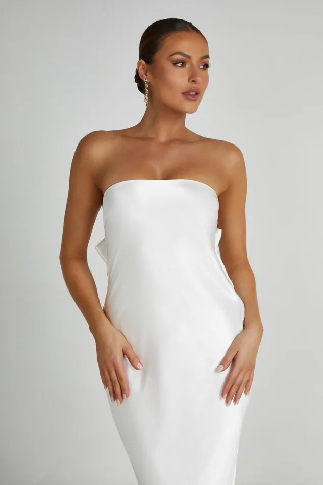 Meshki Maxi Dresses Women Rochelle Bow Back Satin Maxi Dress 8211 White White