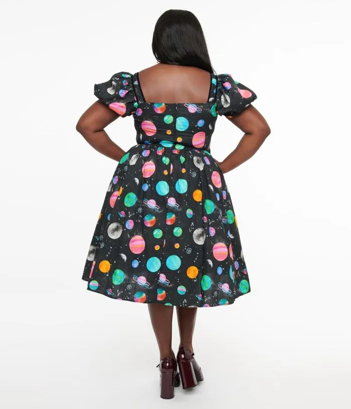 Plus Size 1940s Black Planet Print Button Front Dress DressesPlus Unique Vintage Swing