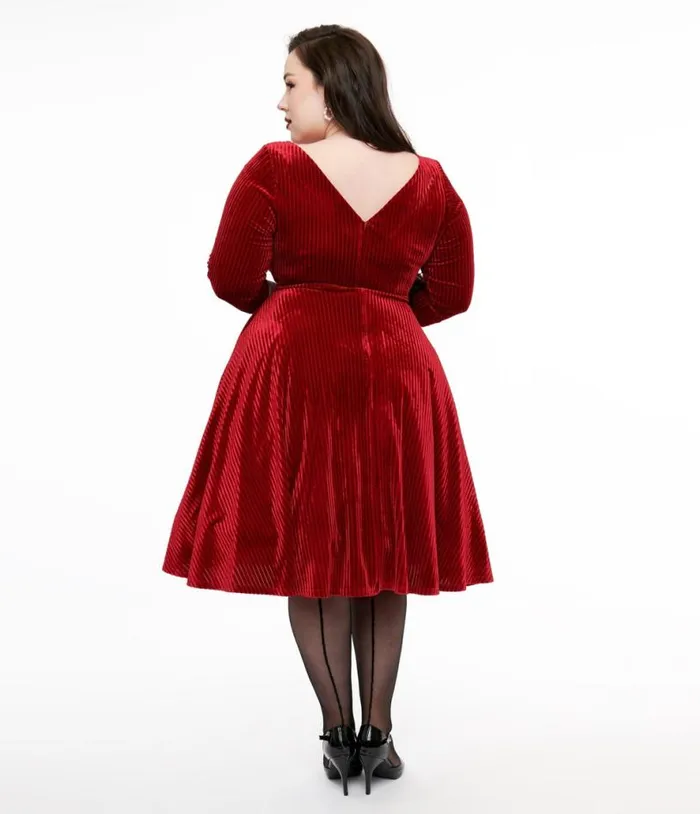Plus Size 1950s Burgundy Textured Velvet Devon Swing Dress DressesPlus Unique Vintage Pocket Dresses