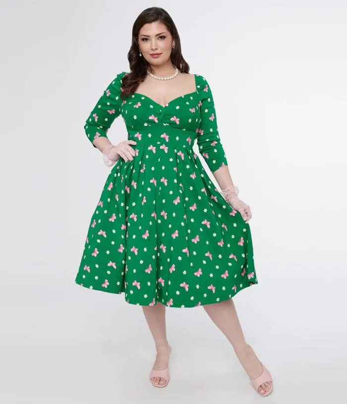 Plus Size 1950s Green and Butterfly Stamp Print Lamar Swing Dress DressesPlus Unique Vintage Swing