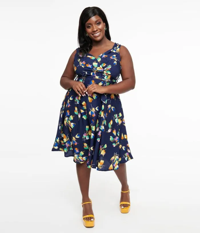 Plus Size 1950s Navy Floral Print Swing Dress DressesPlus Unique Vintage Swing Plus Size 1950s Navy Floral Print Swing Dress DressesPlus Unique Vintage Swing