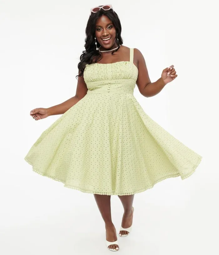 Plus Size 1950s Sage Green Eyelet Cotton Valerie Dress DressesPlus Unique Vintage Swing Plus Size 1950s Sage Green Eyelet Cotton Valerie Dress DressesPlus Unique Vintage Swing
