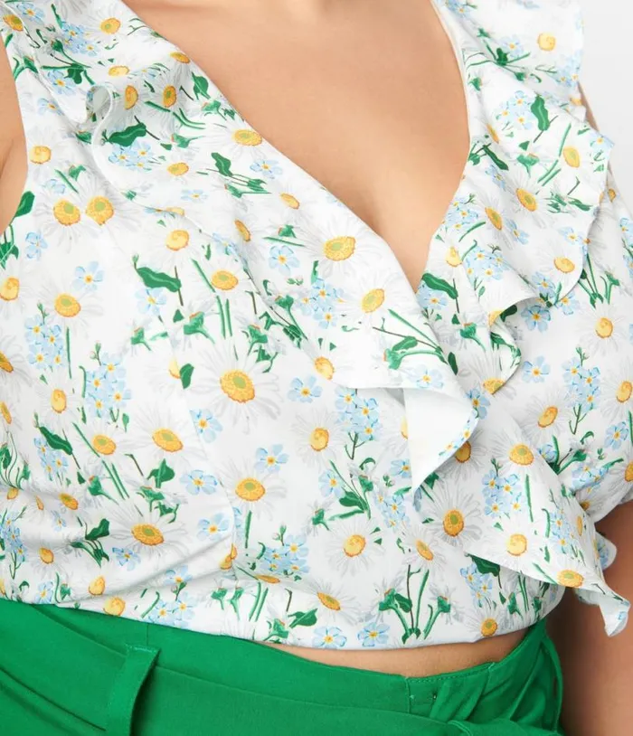 Plus Size White Daisy Print Sleeveless Blouse Dresses Unique Vintage Fit and Flare