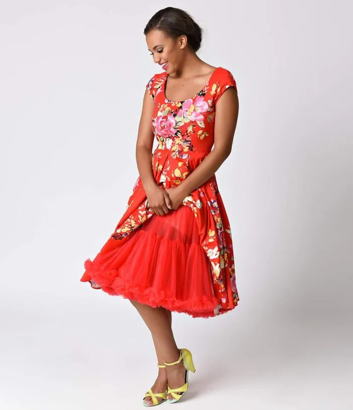 Red Retro Style Ruffled Petticoat Accessories Unique Vintage Petticoats