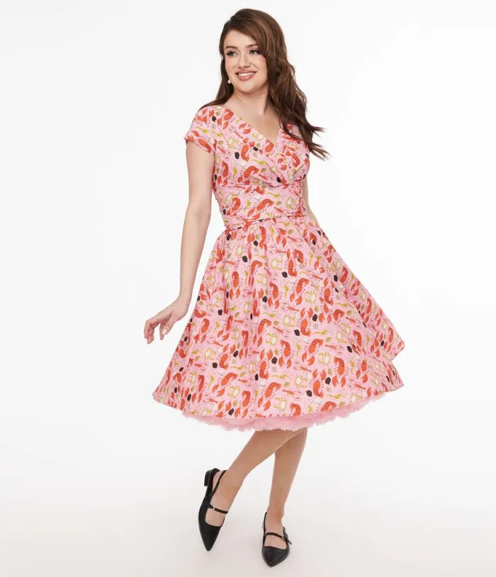 Retrolicious 1950s Pink and Red Lobster Print Cotton Greta Swing Dress Dresses Unique Vintage Pocket Dresses Retrolicious 1950s Pink and Red Lobster Print Cotton Greta Swing Dress Dresses Unique Vintage Pocket Dresses