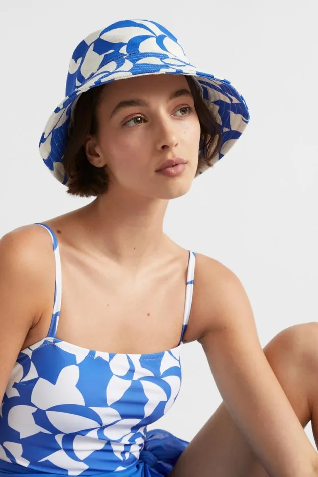 Seed Heritage Hats and Gloves Fabric Bucket Hat Deep Ocean Abstract 8211 Woman