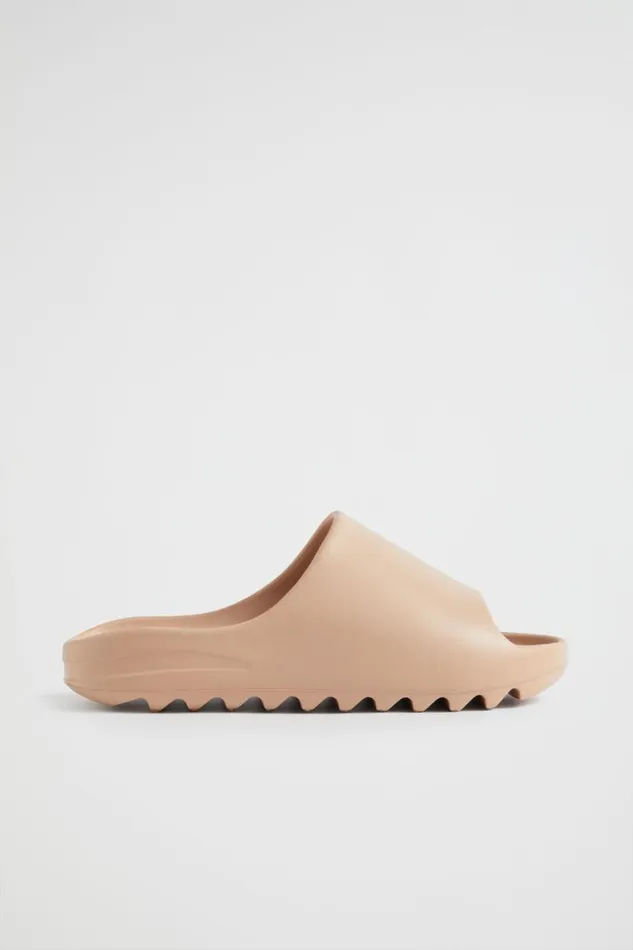 Seed Heritage Sandals and Slides Rubber Moulded Slide Latte 8211 Teen Girl Seed Heritage Sandals and Slides Rubber Moulded Slide Latte 8211 Teen Girl
