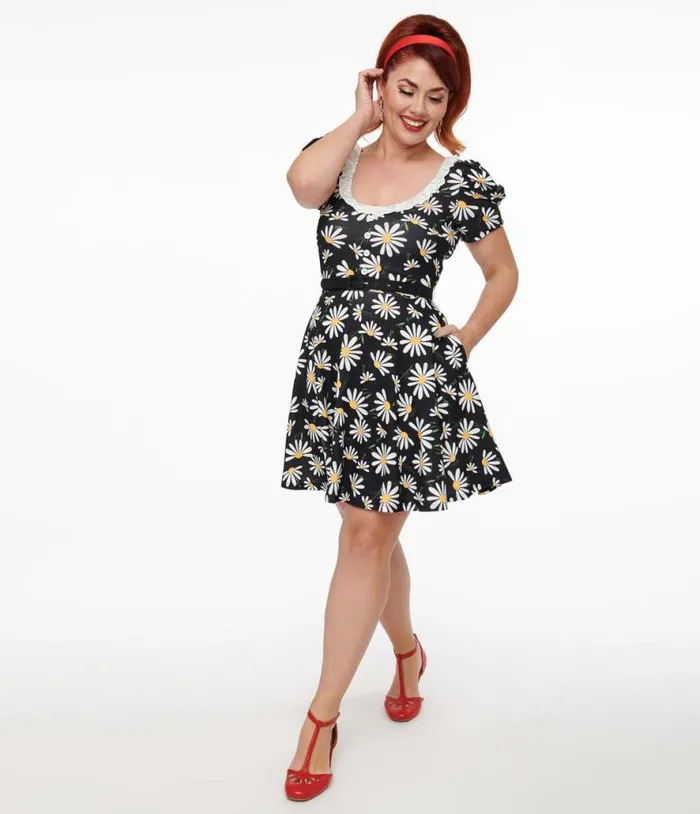 Smak Parlour Black and White Daisy Group Chat Flare Dress Dresses Unique Vintage Pocket Dresses Smak Parlour Black and White Daisy Group Chat Flare Dress Dresses Unique Vintage Pocket Dresses