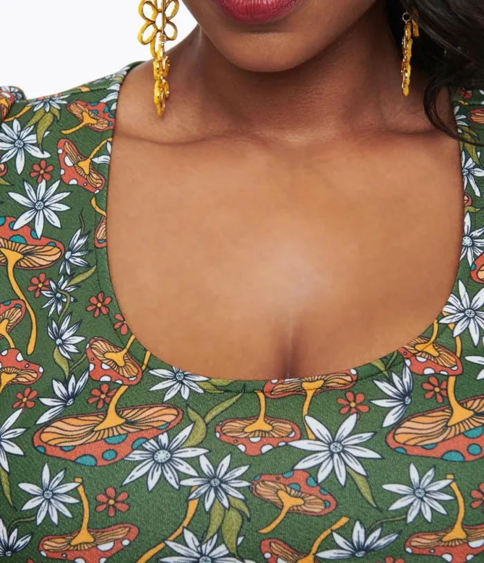 Smak Parlour Plus Size 1960s Green and Orange Mushroom Group Chat Flare Dress DressesPlus Unique Vintage Pocket Dresses