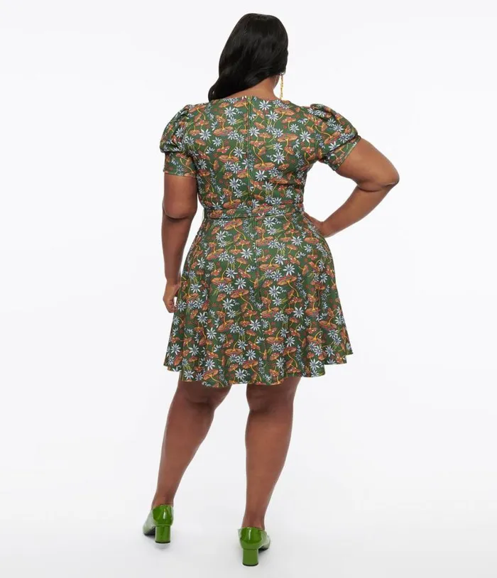 Smak Parlour Plus Size 1960s Green and Orange Mushroom Group Chat Flare Dress DressesPlus Unique Vintage Pocket Dresses