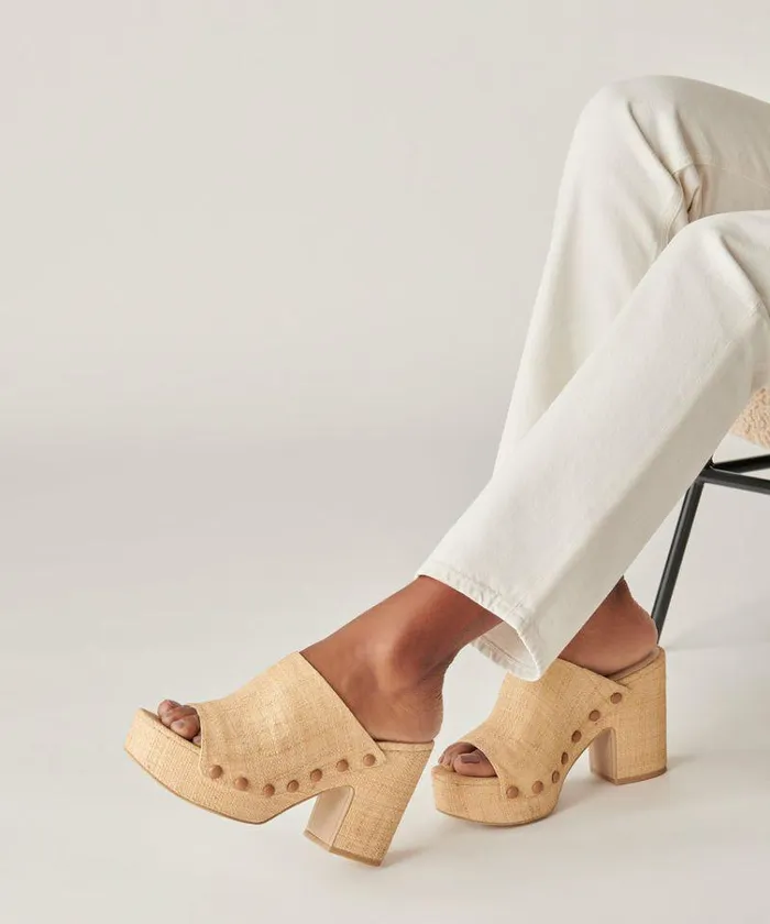 Wedges Shop Dolce Vita Emol Heels Light Natural Raffia Natural Raffia Chunky Heel Sandals Lt Natural Raffia