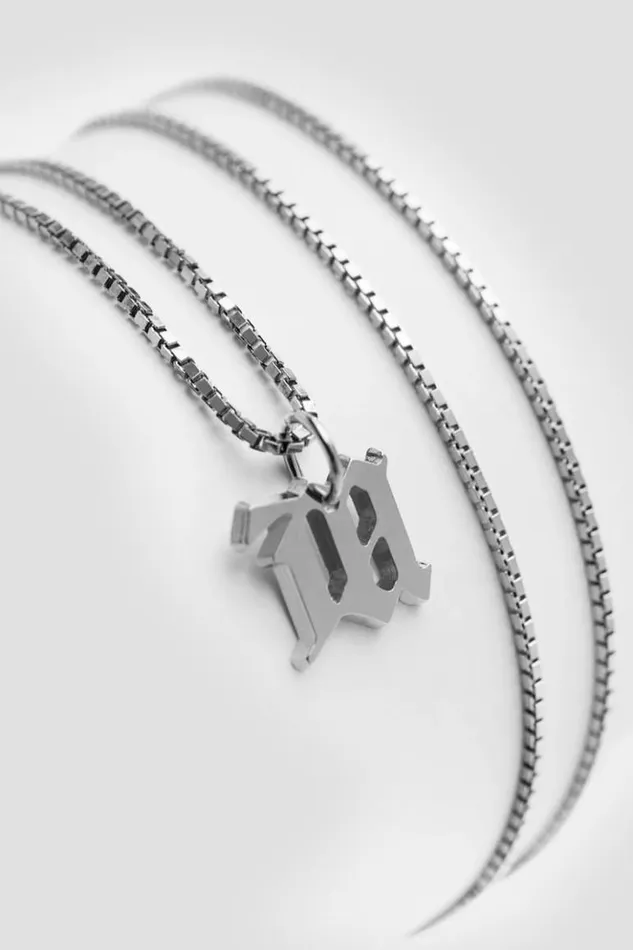 WomenMen Jewelry MISBHV The M Necklace Silver