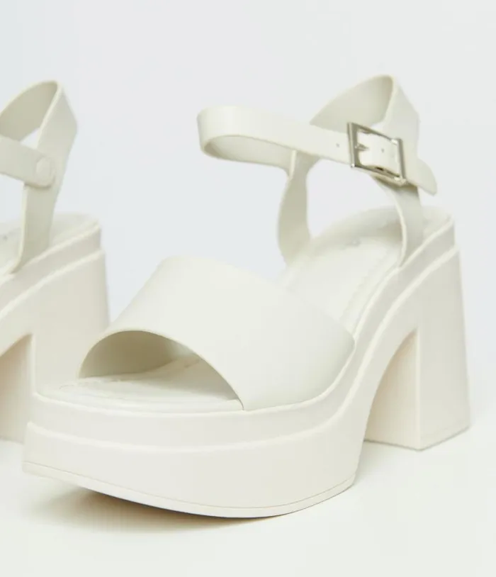 Y2K White Leatherette Chunky Platform Heels Shoes Unique Vintage Sandals